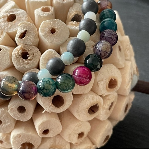 Multicolor Beaded Bracelet Set - Picture 3 of 5